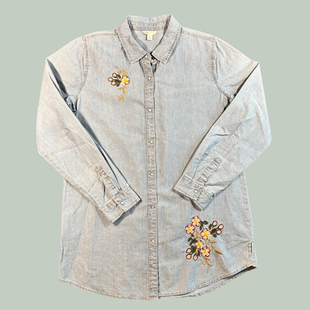 Cato Womens Shirt M Blue Cotton Floral Embroidered Snap Front Chambray Western